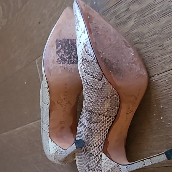 Ivanka Trump heels 👠  size 6 - Picture 5 of 6